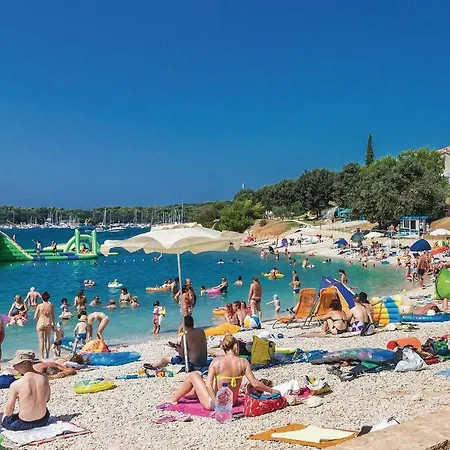 Senoina Iii * Pula